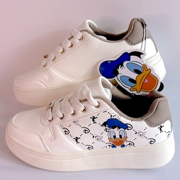 🆕 Disney Donald Duck Women’s Ltd Edition Luxury-Style Sneakers w/Gold Accents - Picture 3 of 11